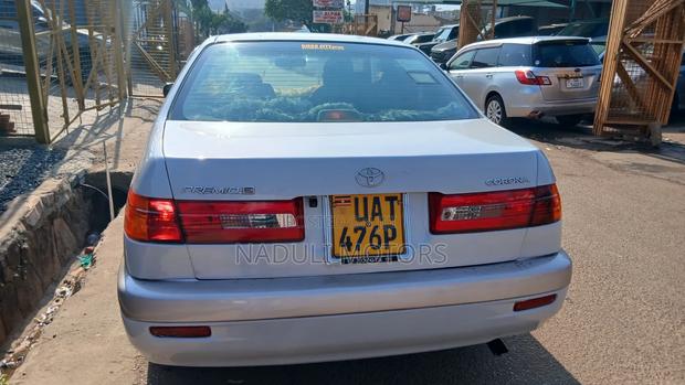 Toyota Premio 2001 White