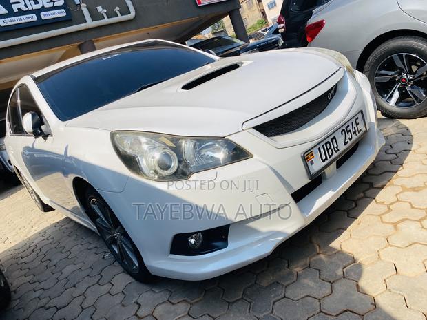 Subaru Legacy 2010 White