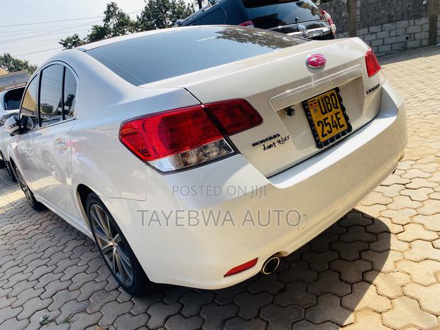 Subaru Legacy 2010 White