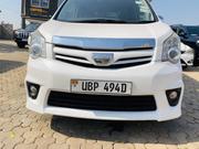 Toyota Noah 2011 White for sale