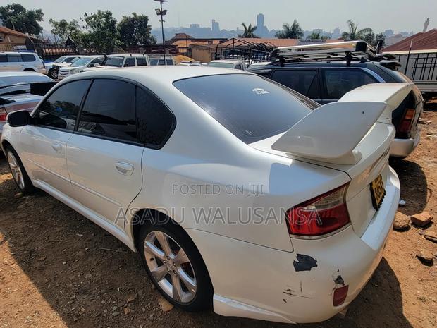 Subaru Legacy 2011 White