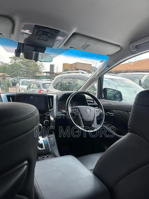 Toyota Alphard 2020 White