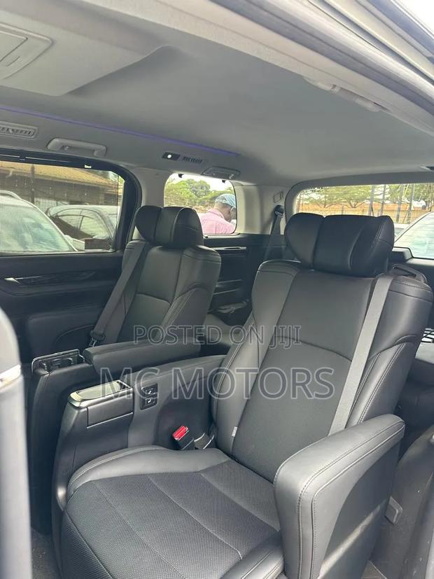 Toyota Alphard 2020 White