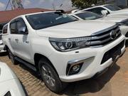 Toyota Hilux 2018 White for sale