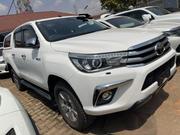 Toyota Hilux 2018 White for sale