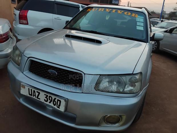 Subaru Forester 2004 Silver
