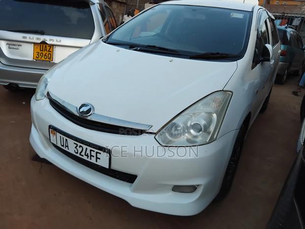 Toyota Wish 2006 White