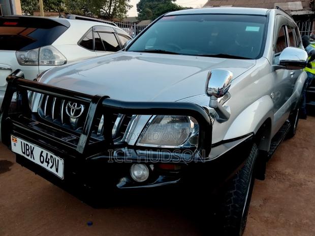 Toyota Land Cruiser Prado 2006 Silver