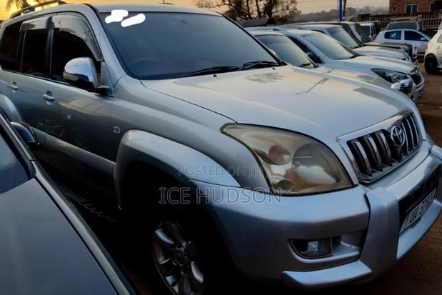 Toyota Land Cruiser Prado 2007 Silver