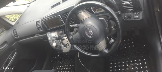 Toyota Wish 2009 Silver