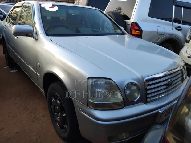 Toyota Progress 2005 Silver