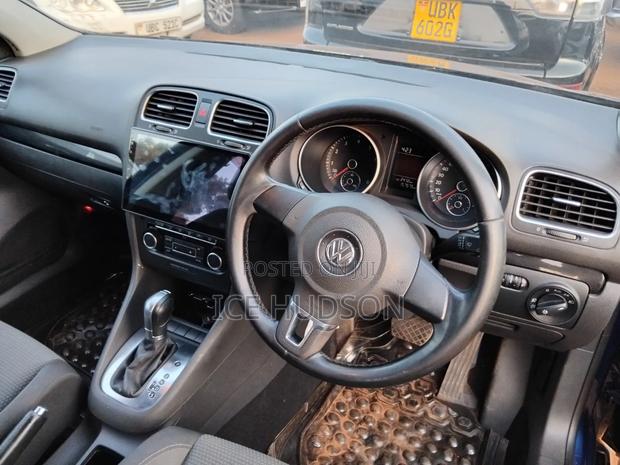 Volkswagen Golf 2009 Blue