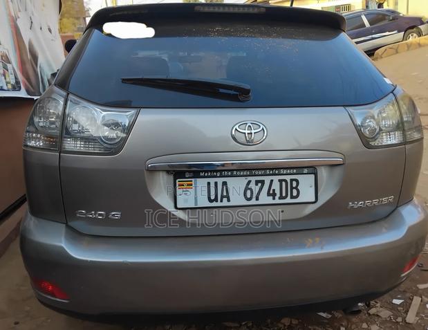 Toyota Harrier 2008 Gray