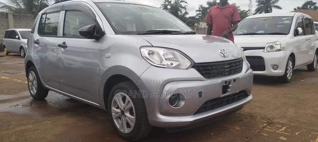Toyota Passo 2018 Silver