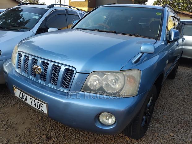 Toyota Kluger 2004 Blue