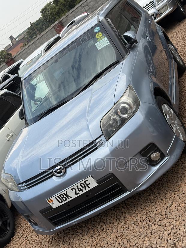 Toyota Corolla Rumion Hatchback 1.5 FWD 2008 Blue
