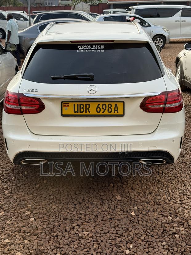 Mercedes-Benz C200 2015 White
