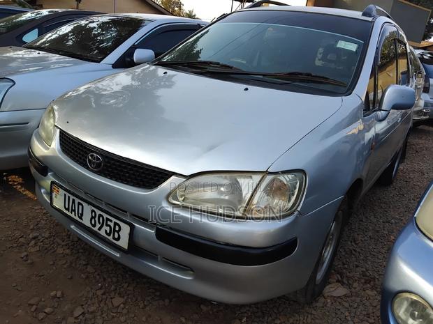 Toyota Corolla Spacio 2002 Silver