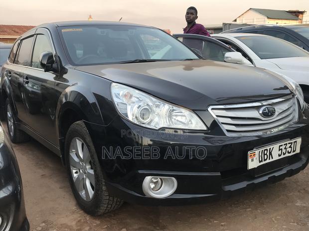 Subaru Outback 2011 Black
