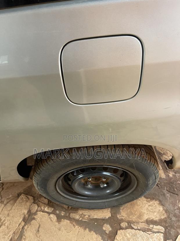 Toyota Probox 1.5 F 2WD 2007 Silver