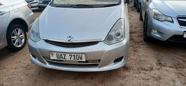 Toyota Wish 2006 Silver