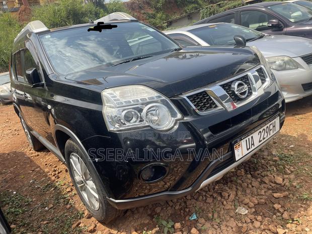 Nissan X-Trail 2011 Black