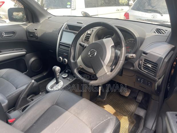 Nissan X-Trail 2011 Black