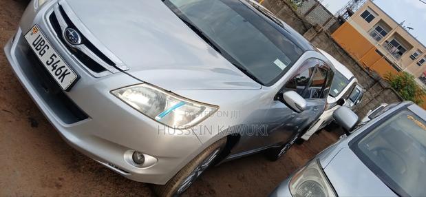 Subaru Exiga 2009 Silver