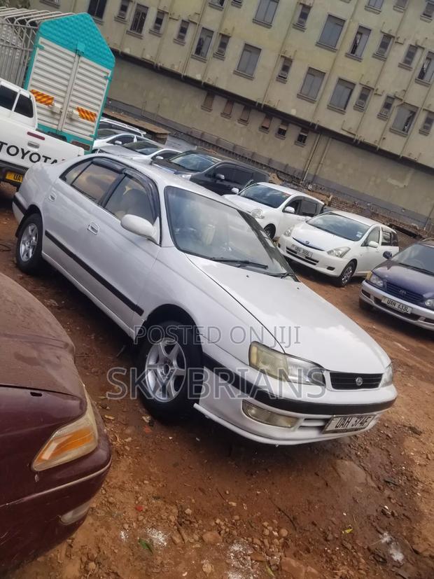 Toyota Corona 1999 White