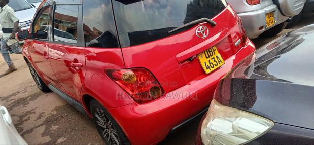 Toyota IST 2005 Red