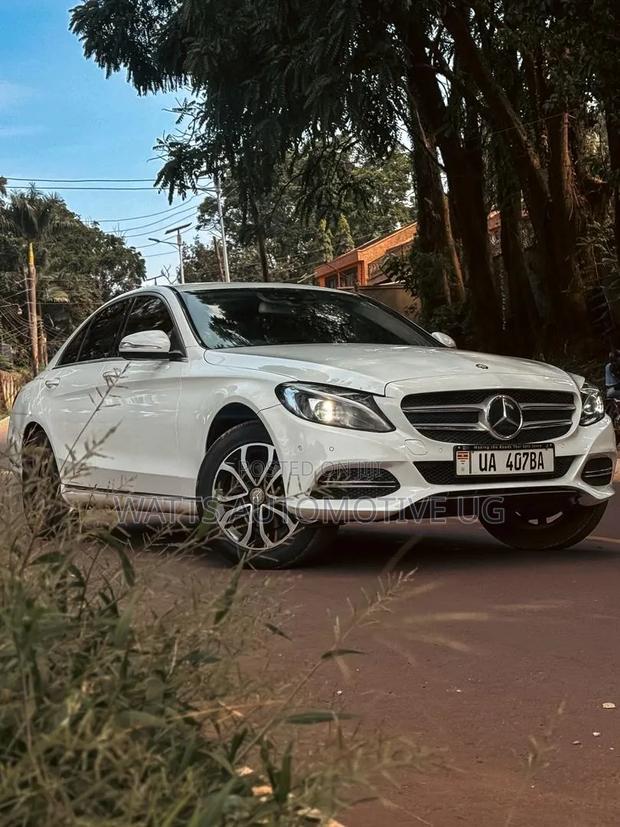 Mercedes-Benz C180 2014 White