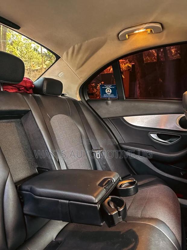Mercedes-Benz C180 2014 White