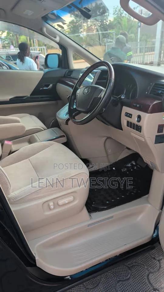 Toyota Alphard 2.4 Petrol AWD 2008 Black