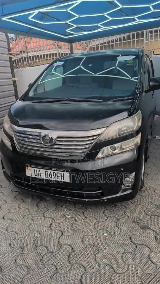 Toyota Alphard 2.4 Petrol AWD 2008 Black