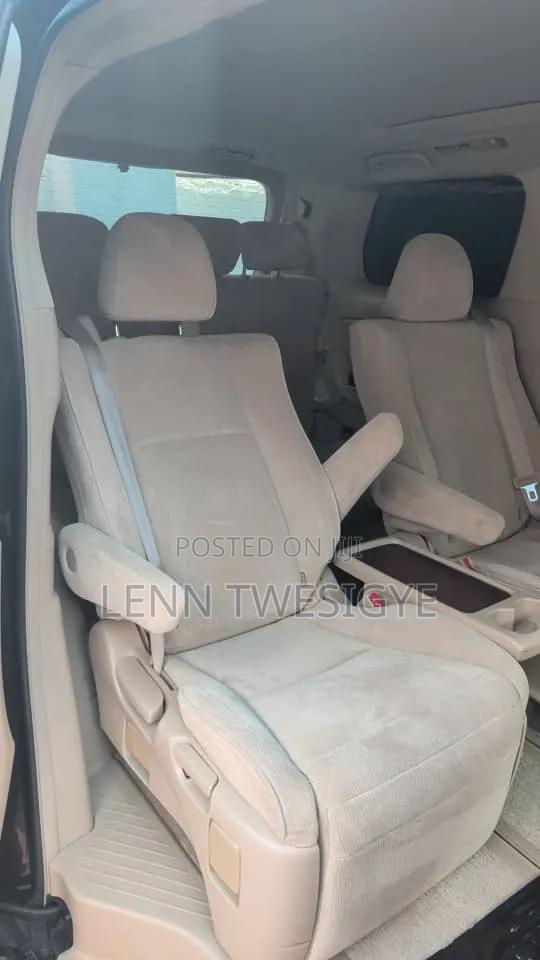 Toyota Alphard 2.4 Petrol AWD 2008 Black