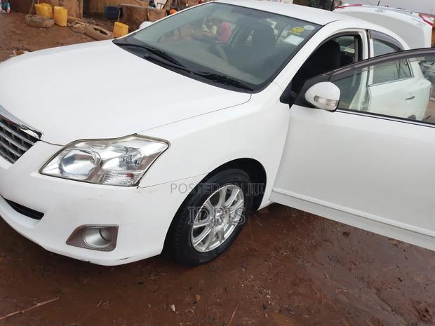Toyota Premio 2011 White