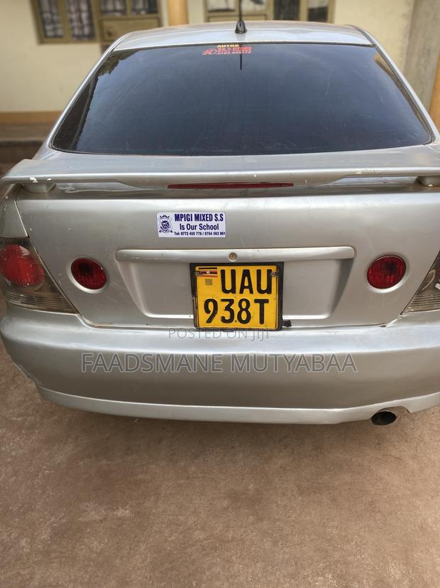 Toyota Altezza 1999 Silver
