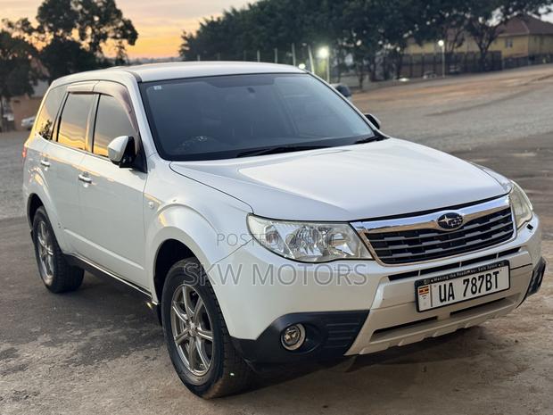 Subaru Forester 2010 White