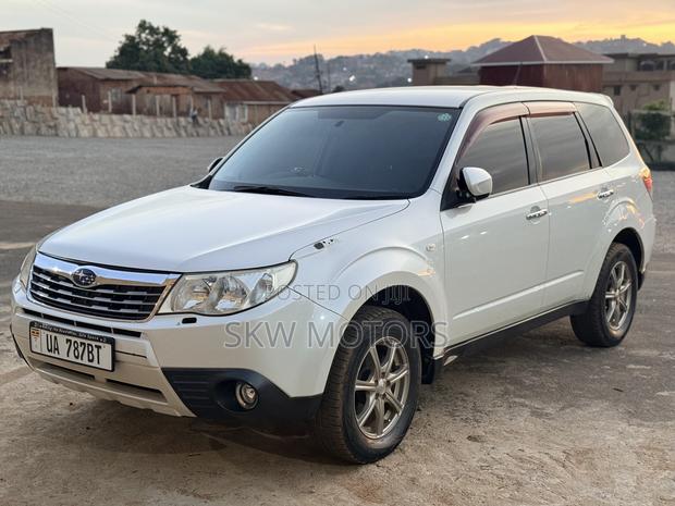 Subaru Forester 2010 White