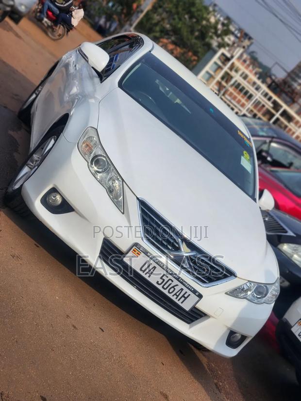 Toyota Mark X 2011 Silver