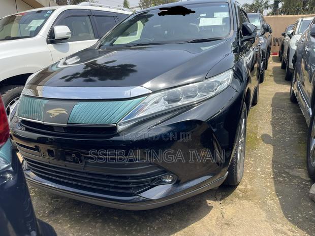 Toyota Harrier 2017 Black