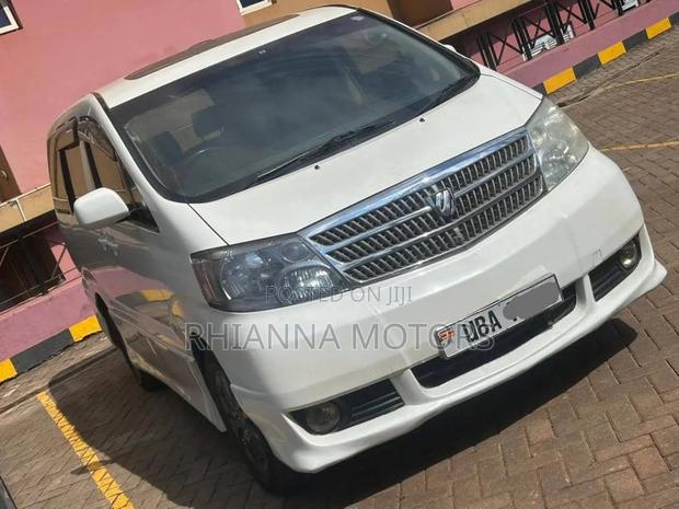 Toyota Alphard 2005 White