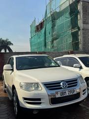 Volkswagen Touareg 2009 White for sale