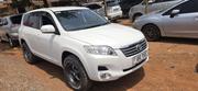 Toyota Vanguard 2011 White for sale