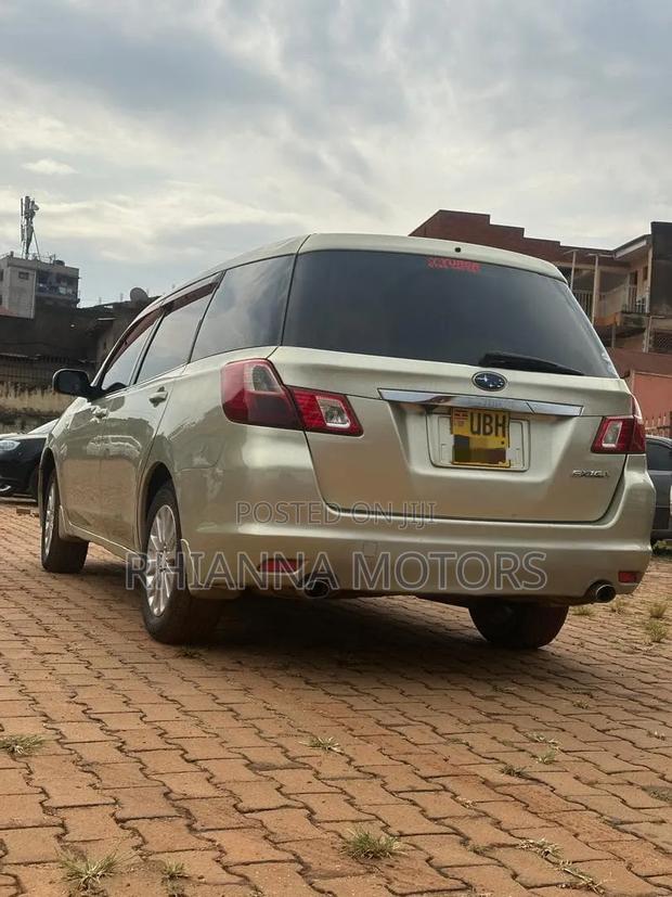 Subaru Exiga 2008 Ivory