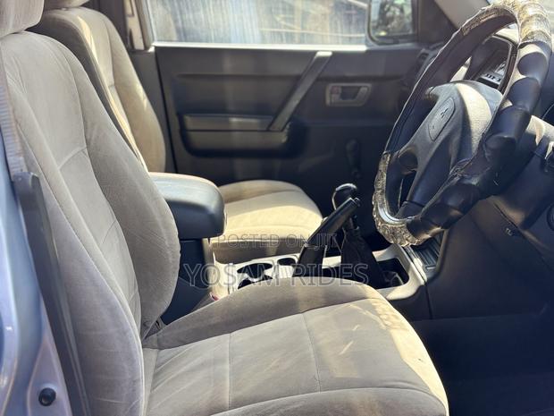 Mitsubishi Pajero 2.5 TD Classic 2008 Silver