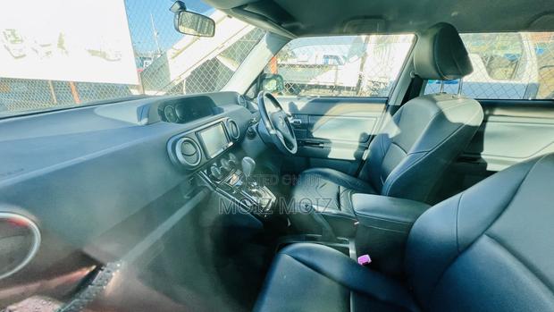 Toyota Rumion 1.5 FWD 2023 Maroon