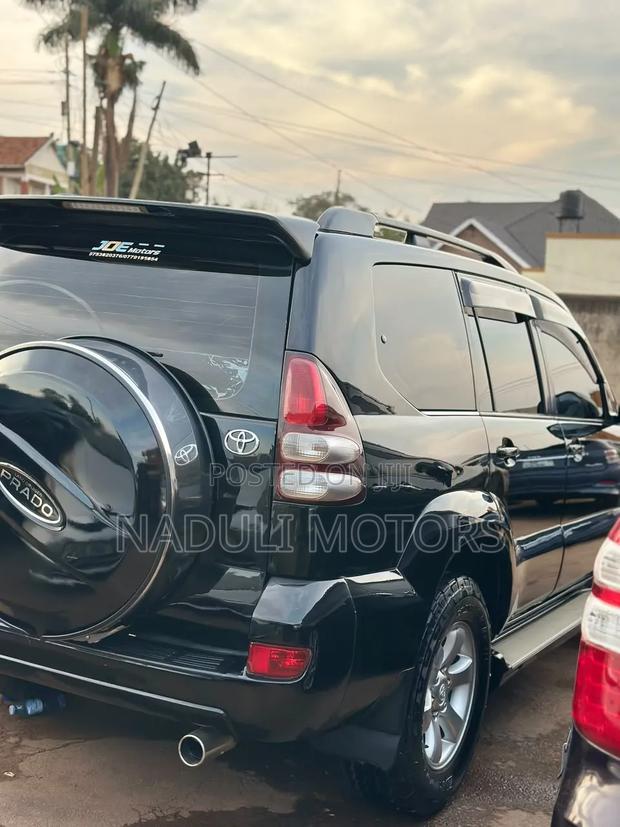 Toyota Land Cruiser Prado 2008 Black