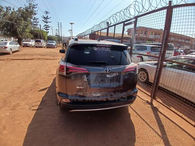 Toyota RAV4 2015 Gray