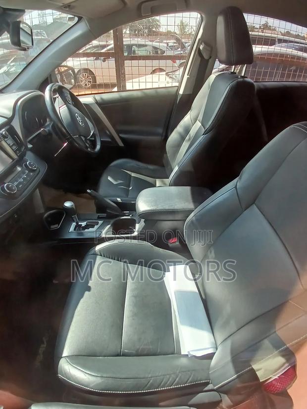 Toyota RAV4 2015 Gray